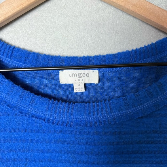 Umgee USA Women’s Royal Blue long Puff Sleeve Lightweight Sweater Top size M - Picture 3 of 7